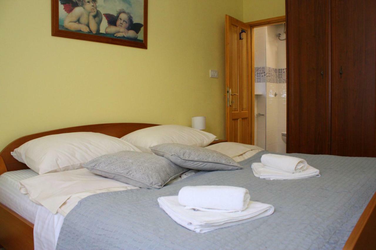 Apartmani Palmas Fiume Esterno foto